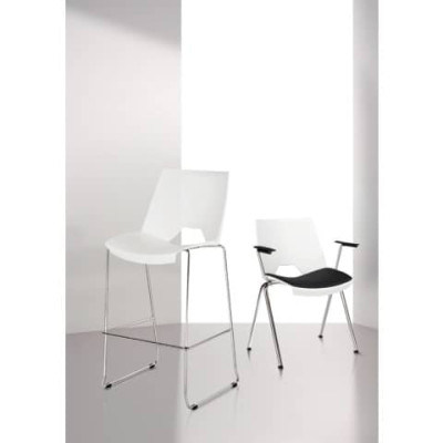 Sgabello alto su slitta Strike SKS struttura a filo d'acciaio cromato - PPL