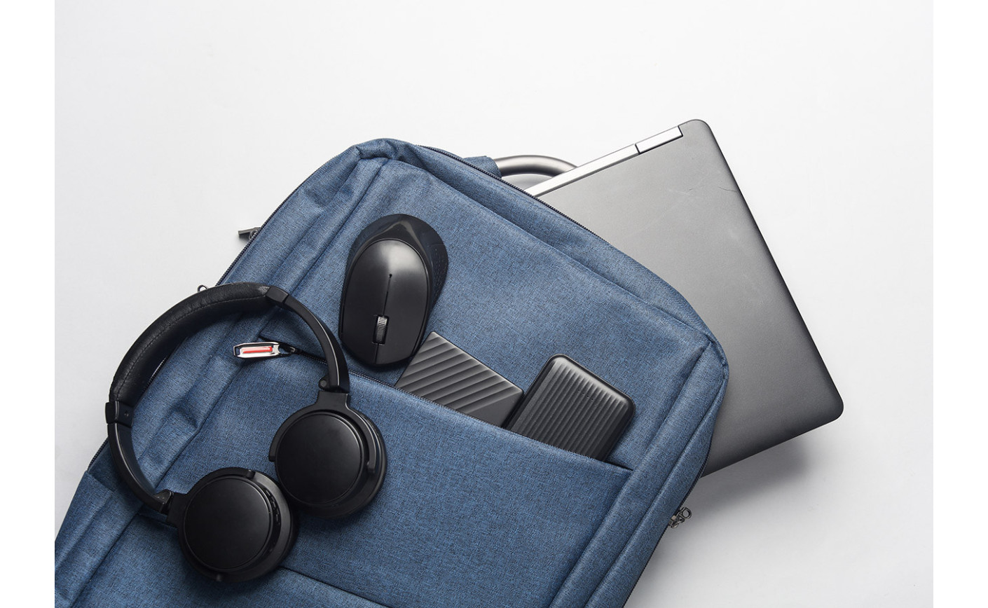Zaini porta PC e borse professionali: quali accessori scegliere per il lavoro in mobilità